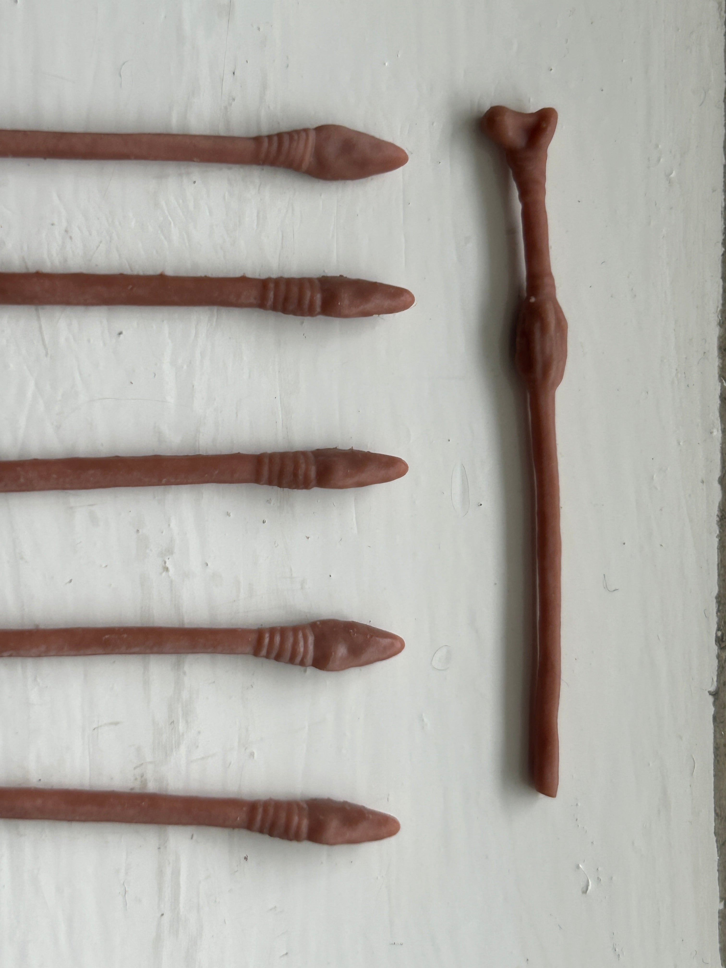 FIVE VINTAGE STAR WARS REPRODUCTION REPLICA WEAPON EWOK SPEARS X5 & CHIRPA STAFF