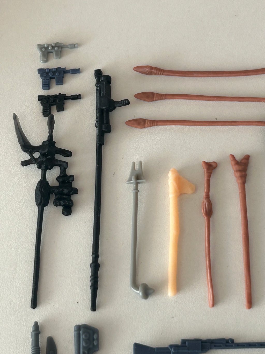 VINTAGE STAR WARS REPRODUCTION/REPLICA WEAPONS STARTER SET 60+ ITEMS 3D PRINTED