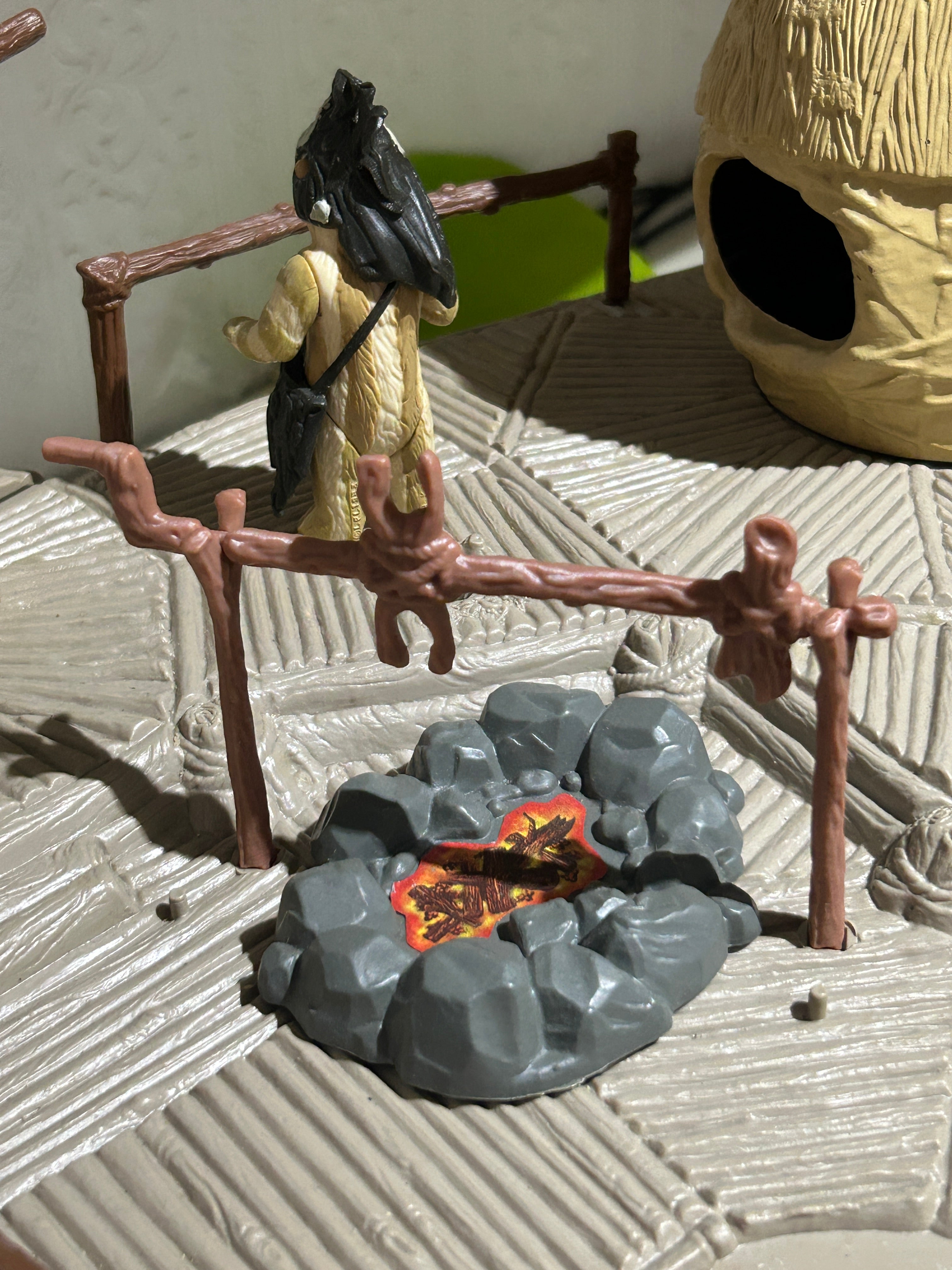 VINTAGE STAR WARS REPRODUCTION/REPLICA  EWOK VILLAGE FIRE PIT SUPPORTS & SPIT 3D