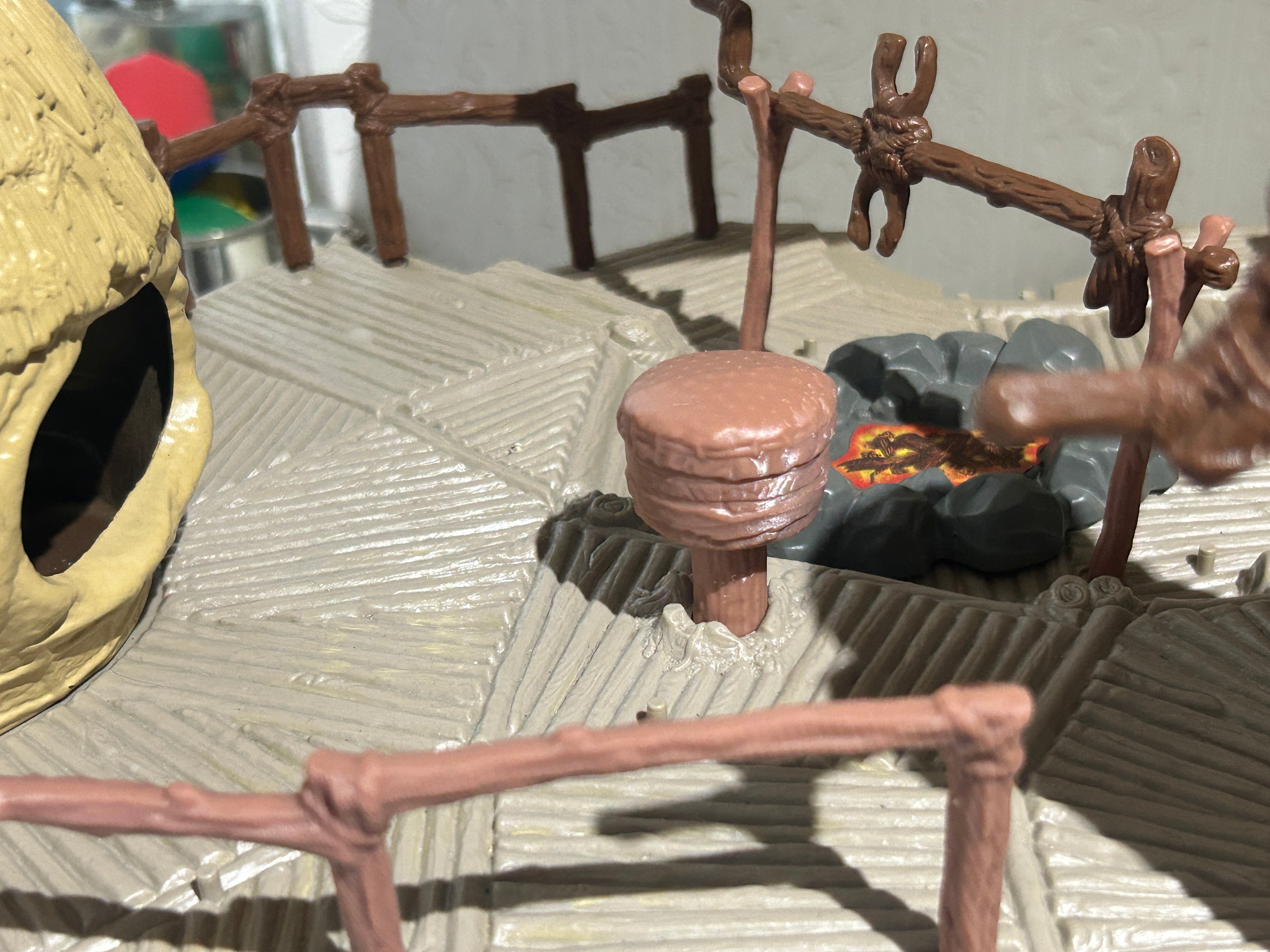 VINTAGE STAR WARS REPRODUCTION/REPLICA  EWOK VILLAGE RAIL 3 PRONG PRINTED