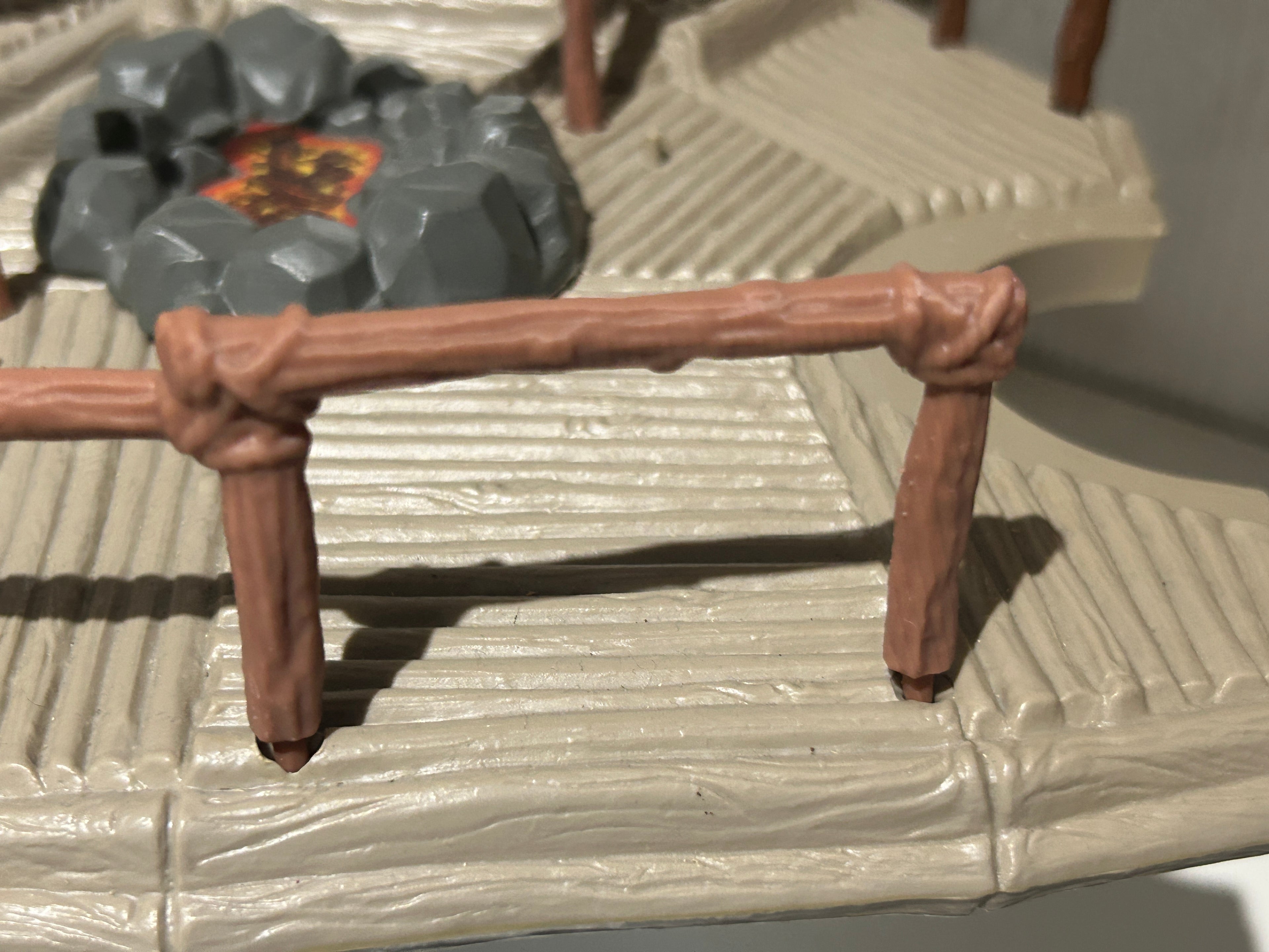 VINTAGE STAR WARS REPRODUCTION/REPLICA  EWOK VILLAGE RAIL 4 PRONG PRINTED