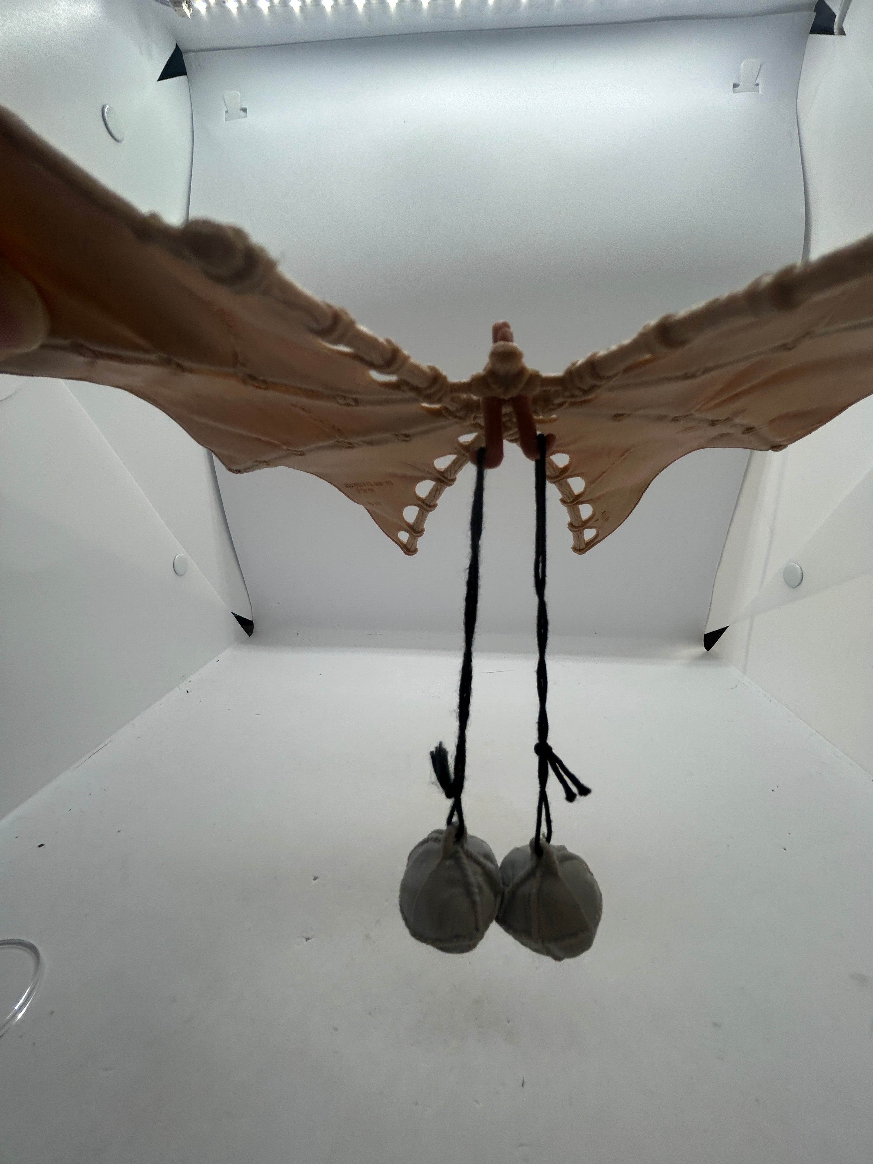 VINTAGE STAR WARS REPRODUCTION/REPLICA  1983 EWOK GLIDER BOULDER CLIP HOOK