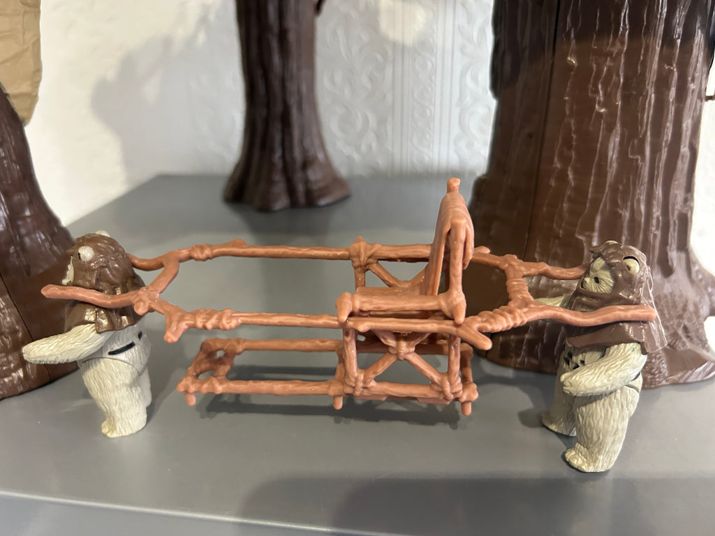 VINTAGE STAR WARS REPRODUCTION/REPLICA  EWOK VILLAGE C3PO CHAIR 3D PRINTED